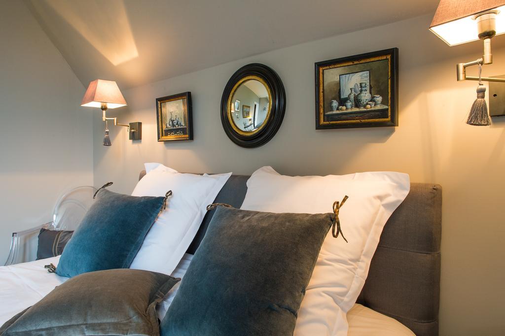 La Folie Saint Julien Bed & Breakfast Room photo